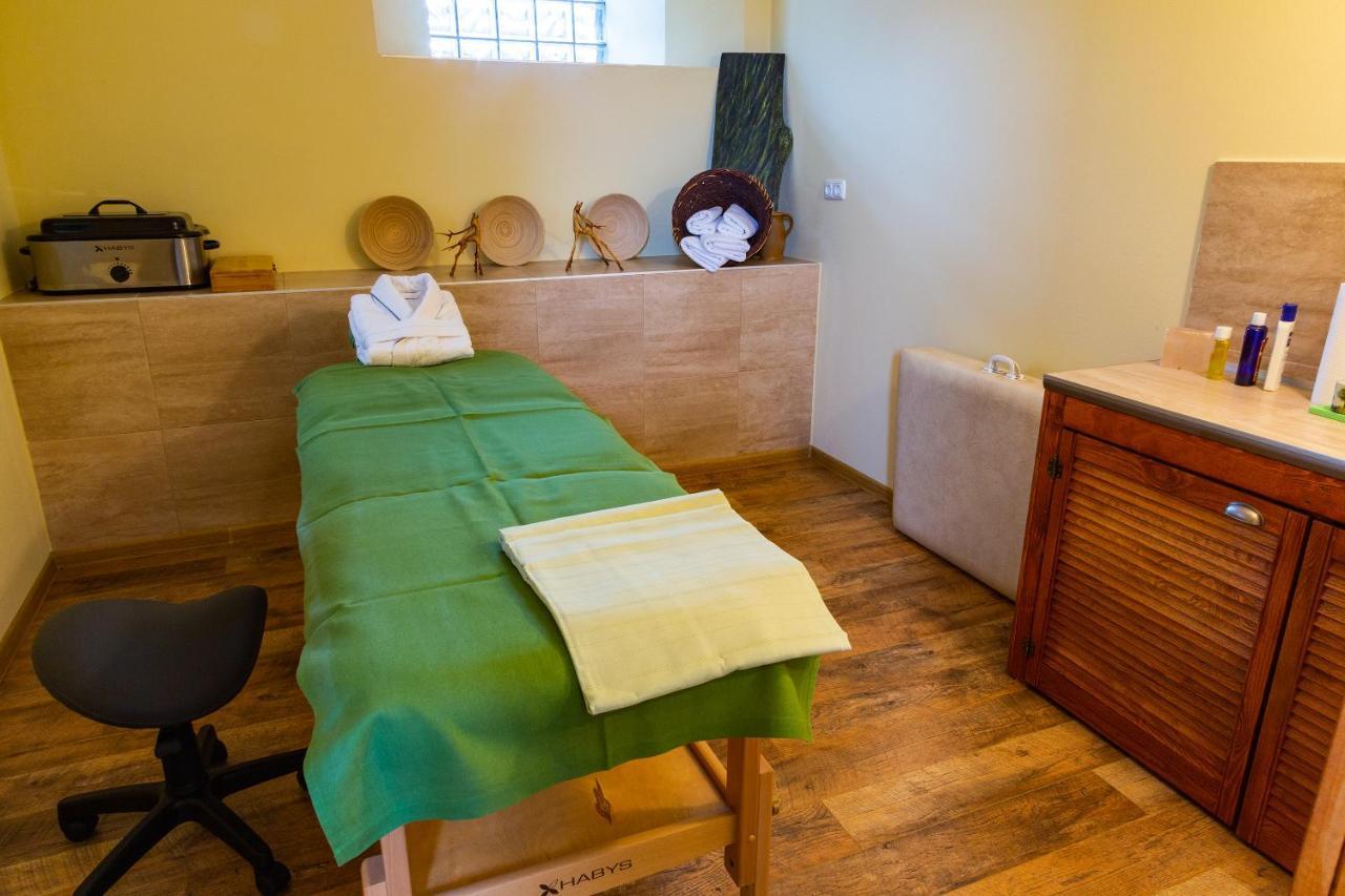 ホテル Kowalowe Skaly Spa&More イェレニャ・グーラ エクステリア 写真