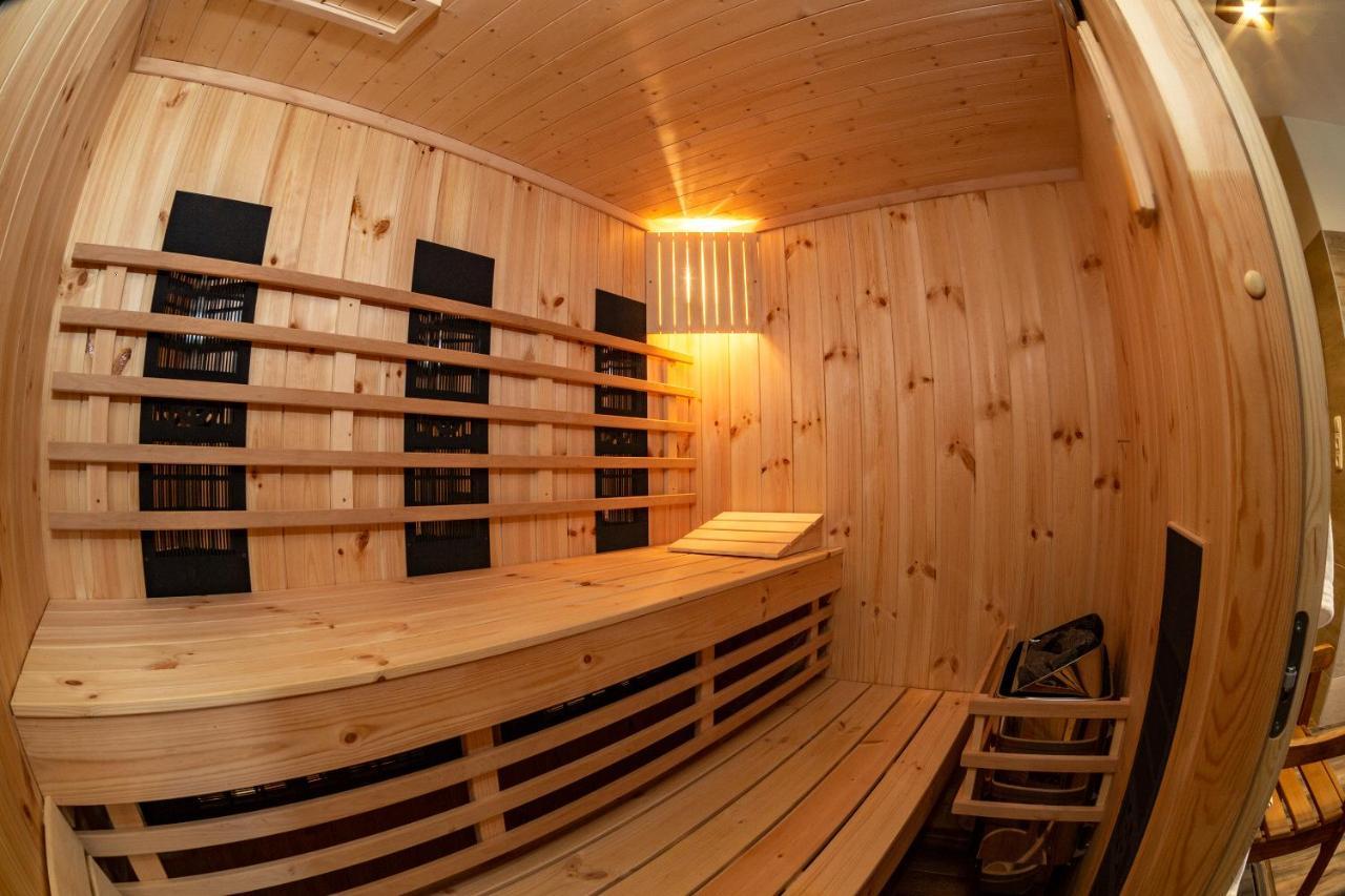 ホテル Kowalowe Skaly Spa&More イェレニャ・グーラ エクステリア 写真