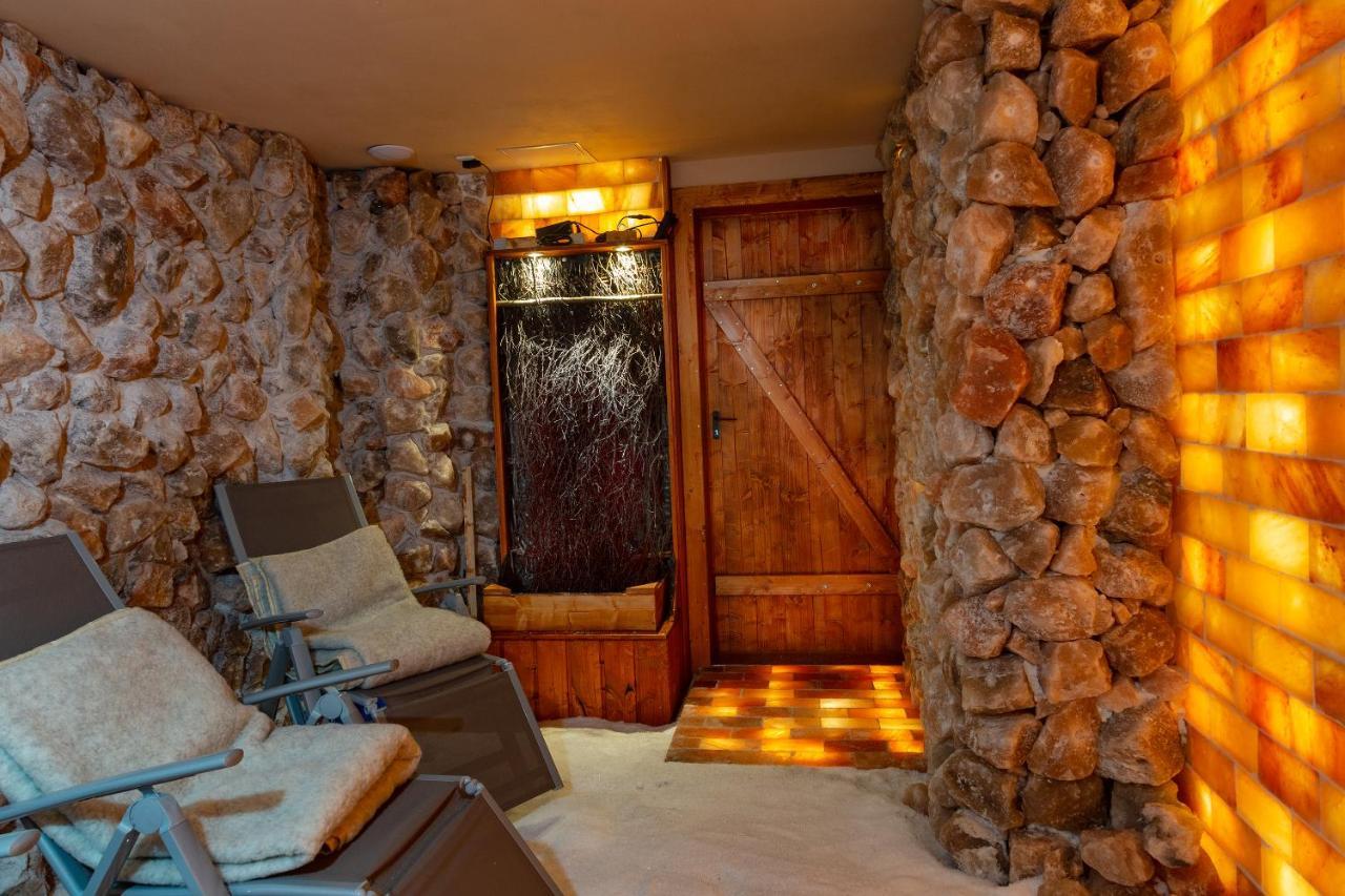 ホテル Kowalowe Skaly Spa&More イェレニャ・グーラ エクステリア 写真